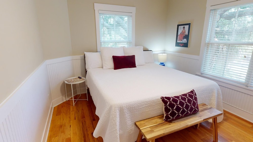Miss Us Howl by Tybee Vacation Rentals