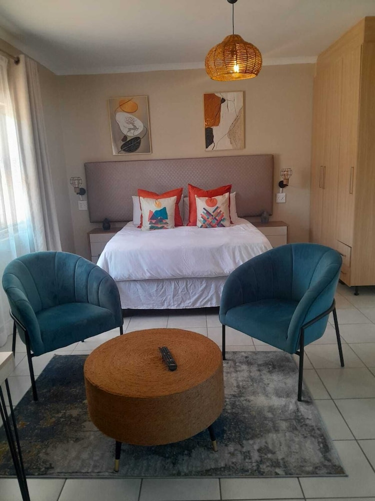 Nu Oasis guest house