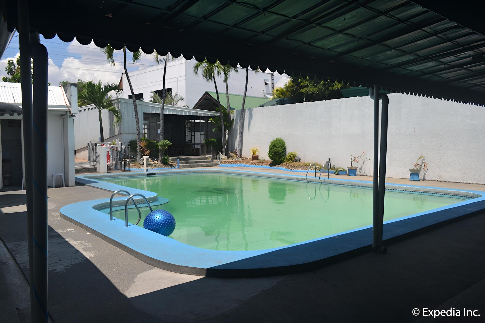 VF Four Season Hotel