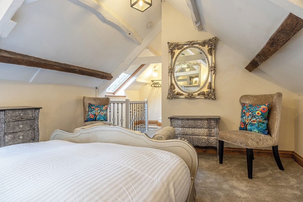 Eilmers Cottage Lovely 4BD in Malmesbury
