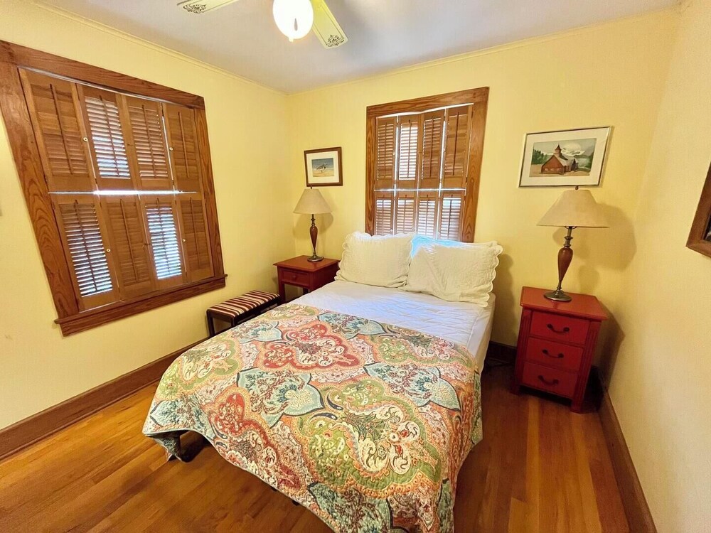OAK Avenue 49
