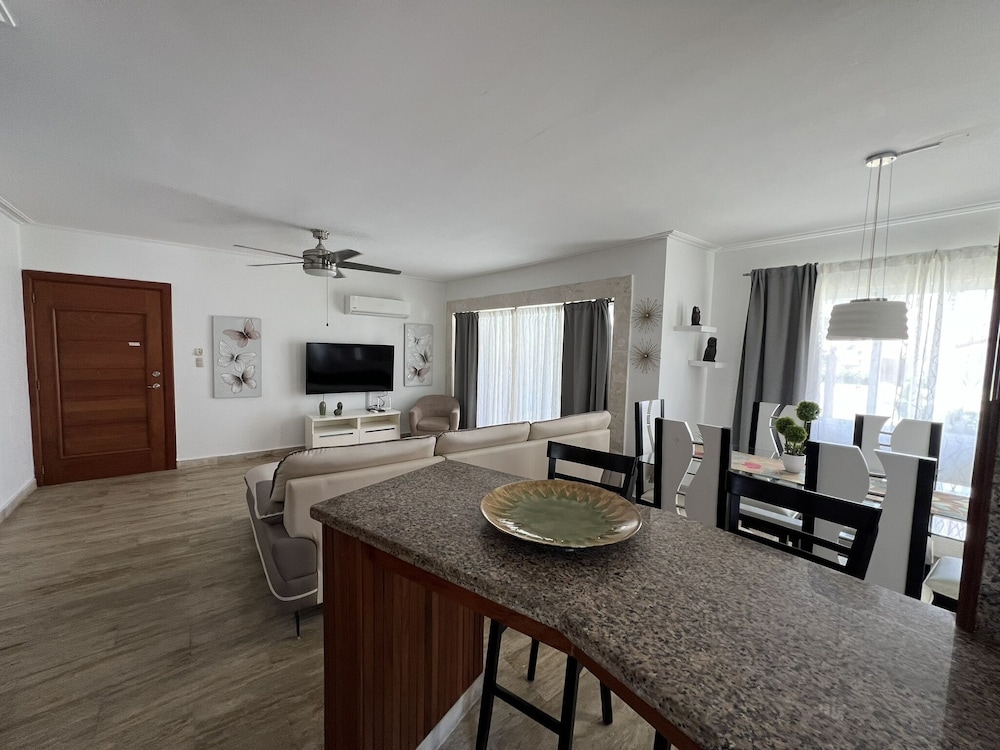 Magic Cortesea luxury beach
