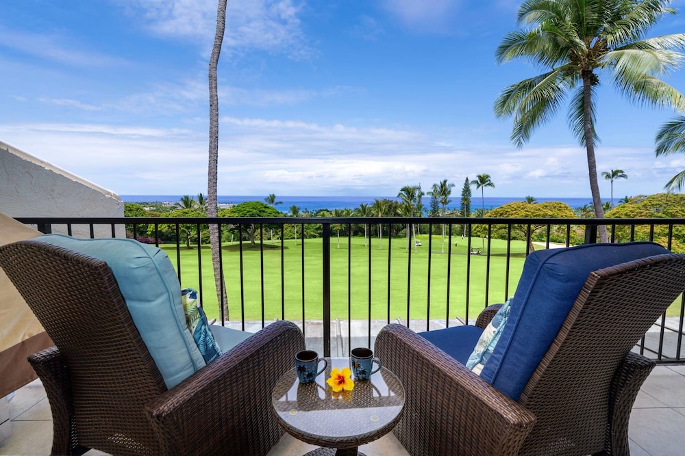 Fantastic Ocean & Golf Course Views - Close to Shopping & Beaches - Vrkcv