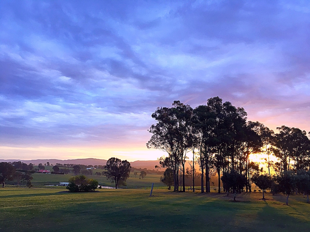 Blackwattle Luxury Retreats view 4
