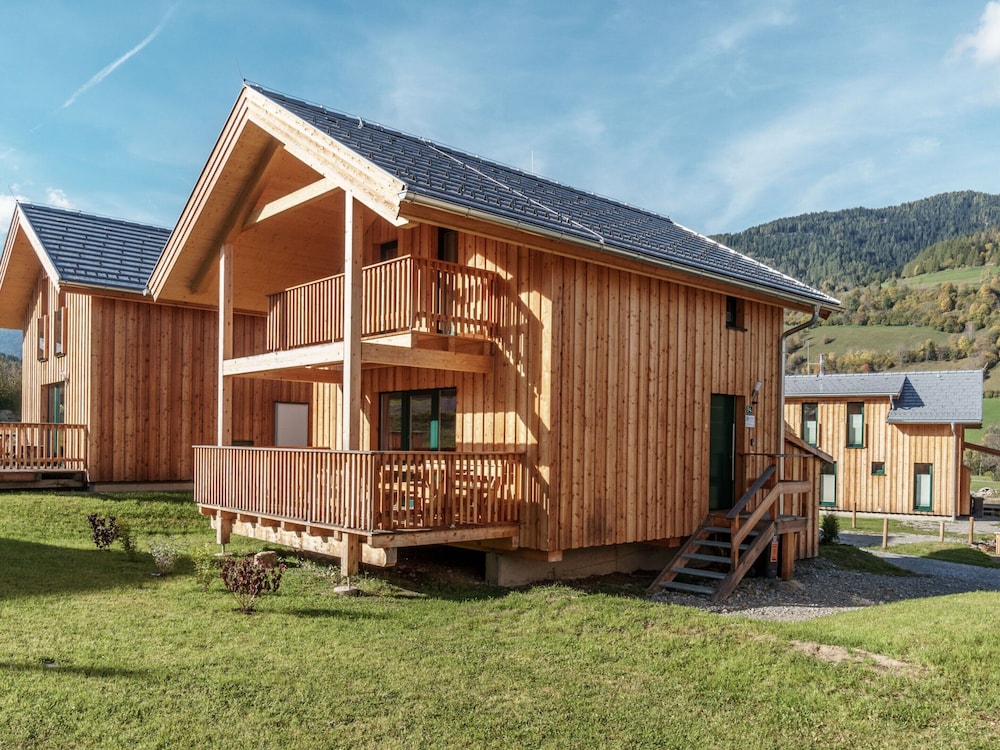 Snug Chalet With Sauna