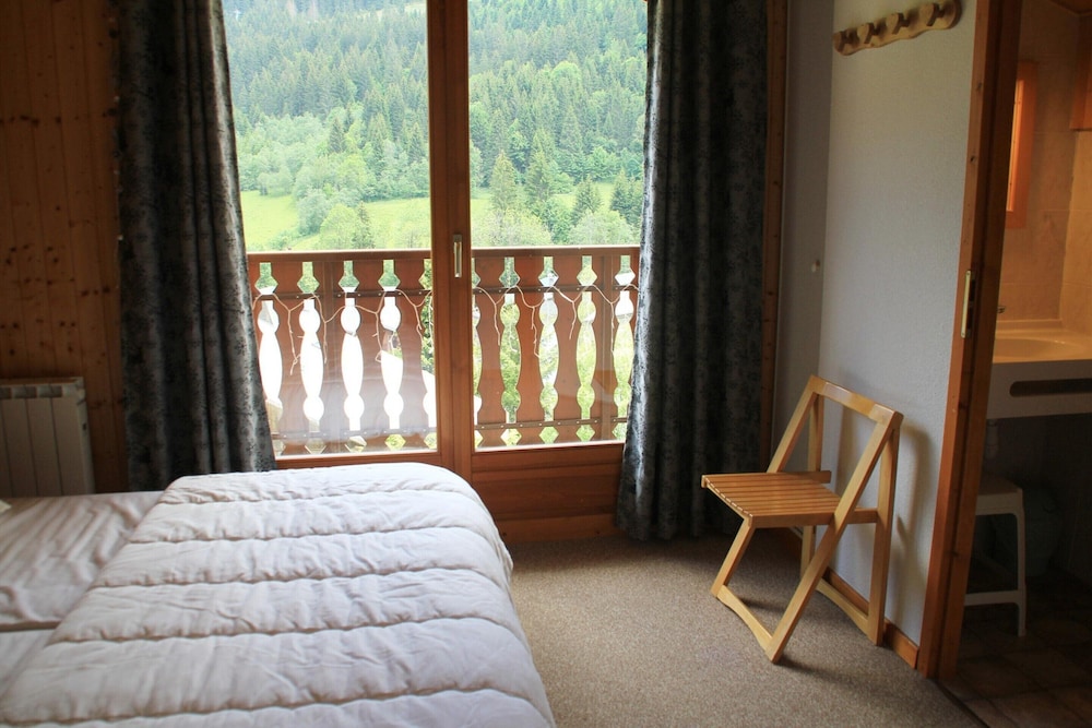 Apartment Near Portes du Soleil ski Area photo 3