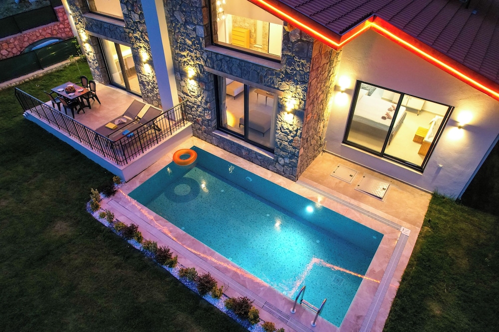 Yaka Esinti Villa
