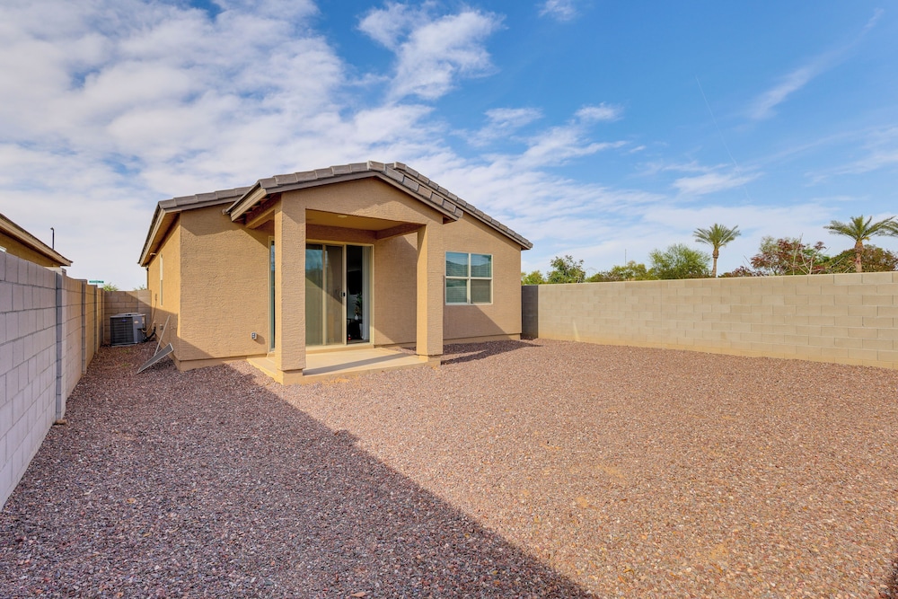 10 Mi to Downtown: Home Near Hiking in Phoenix!