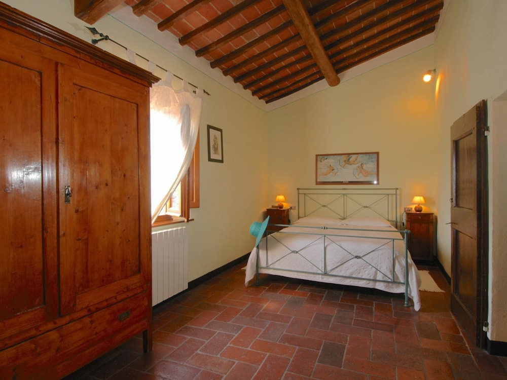 Cortona Vacations - Agriturismo Near Cortona With Swimming Pool - Property Image 51