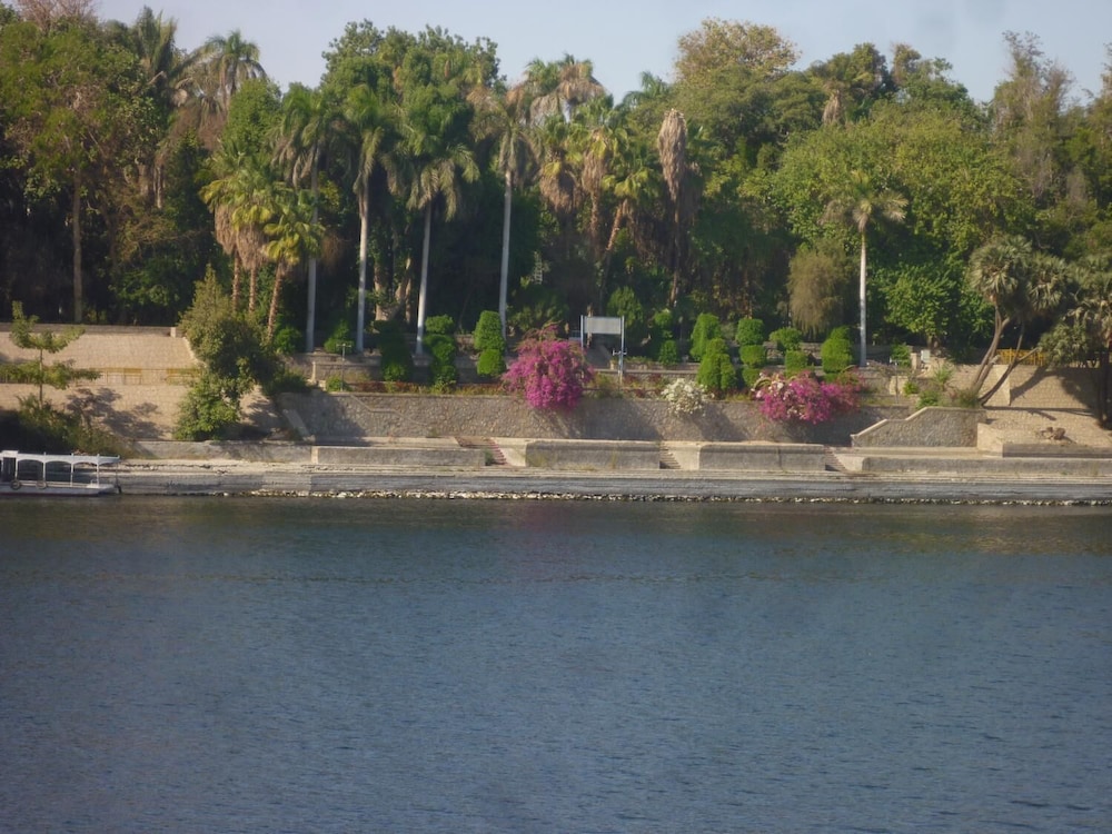 El Prince Guest House