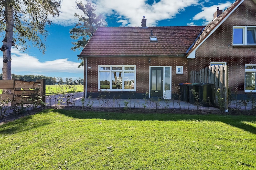 Holiday Home in Hellendoorn With Garden view 4