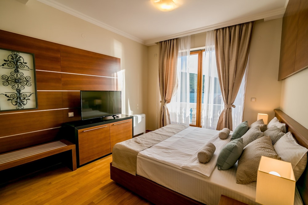 Hedera Residences