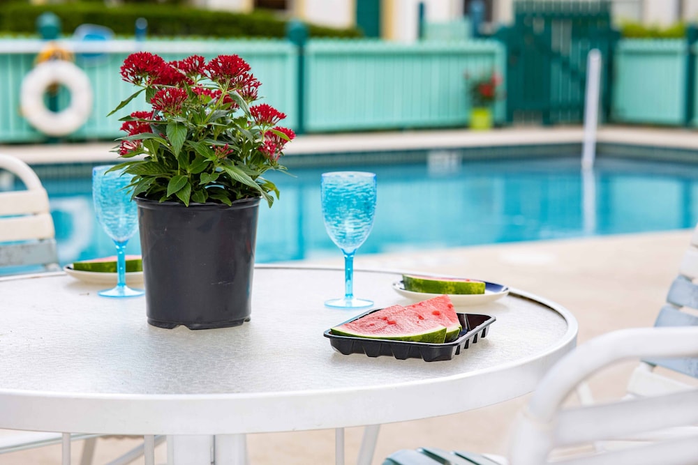 Steinhatchee River Inn