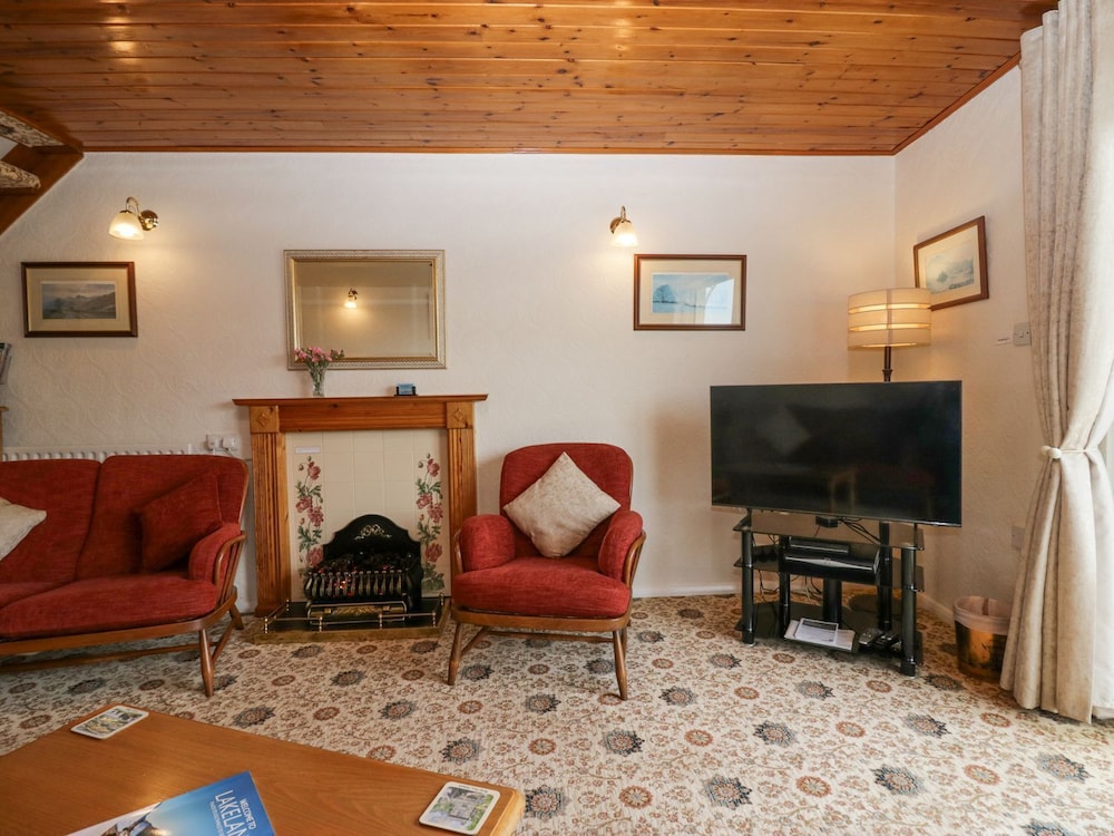 Lazey Cottage