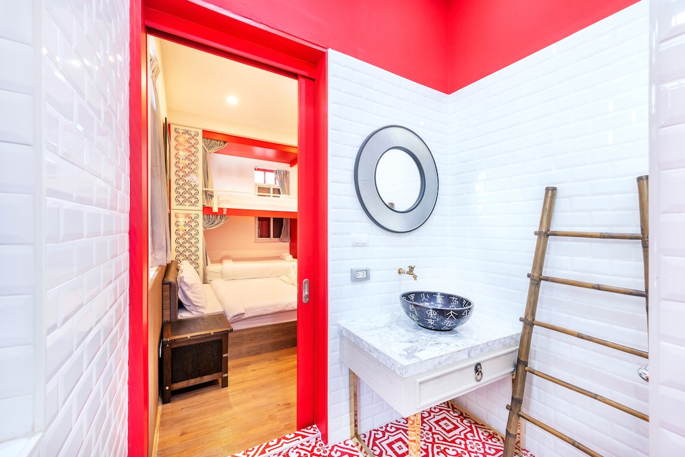 Ama Hostel Bangkok