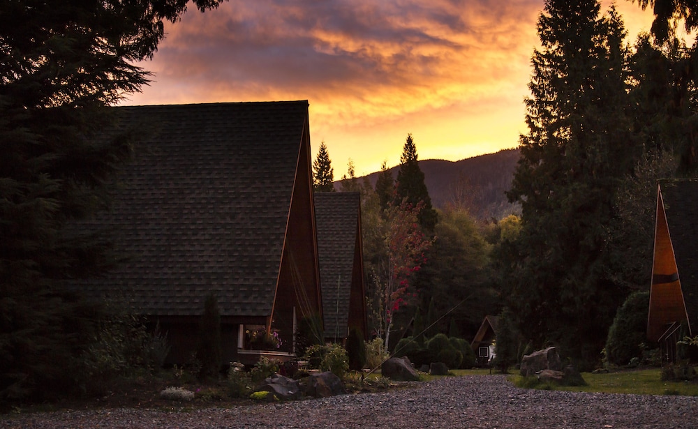 Skeena Spey Riverside Wilderness & Lodge - Image 1