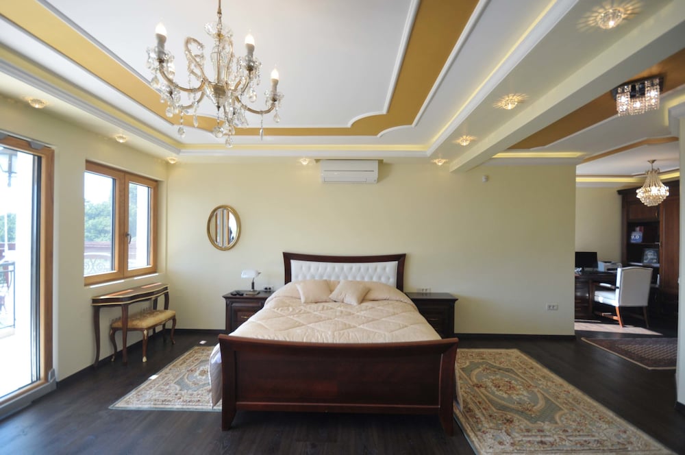 St. George Apartments and Villa with pool