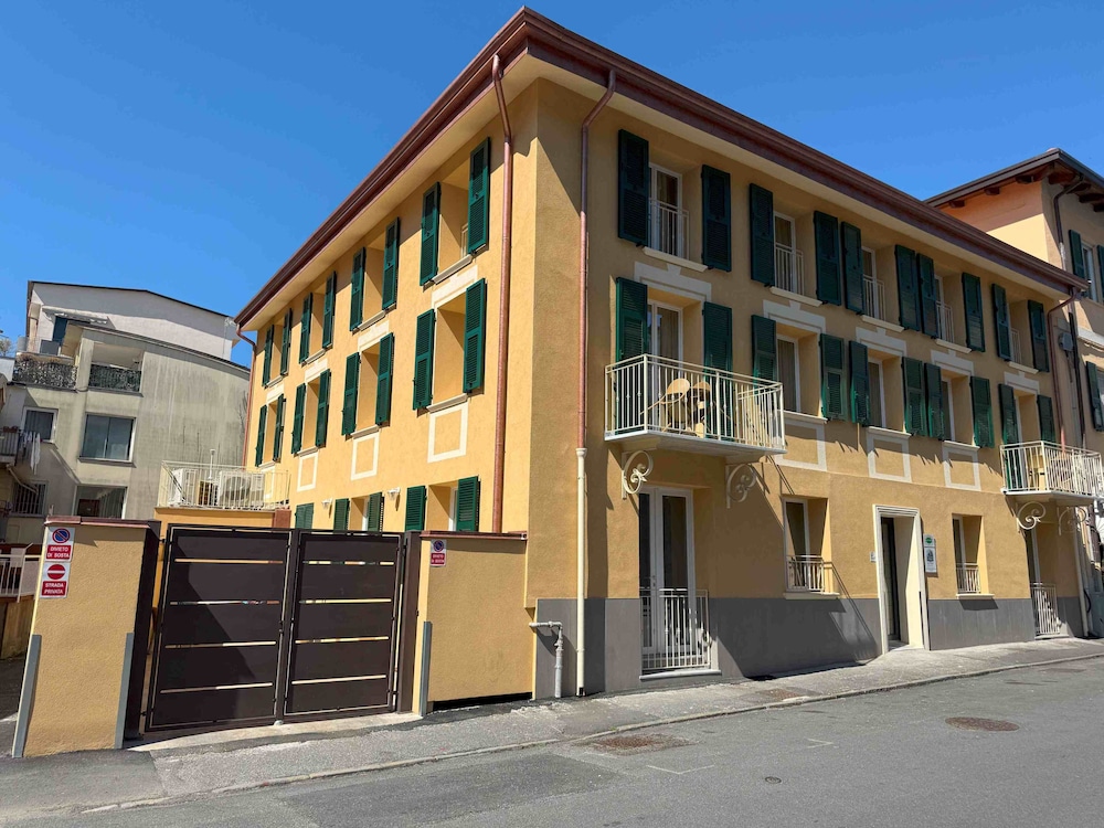 5 Terre hub suite