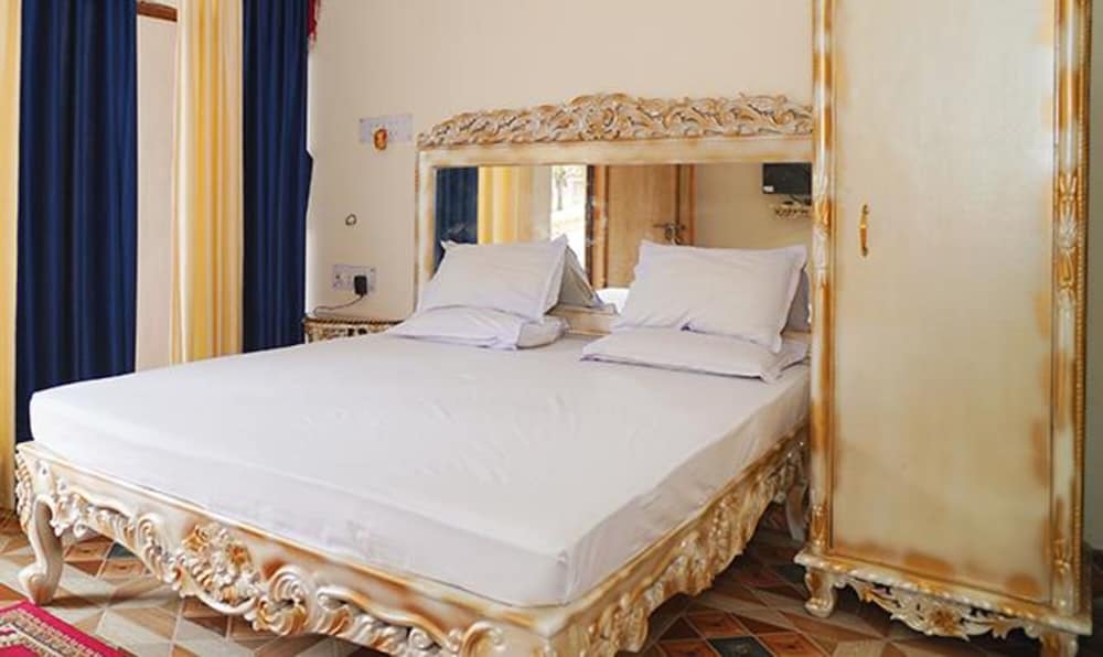 FabHotel Prime Indeedcare