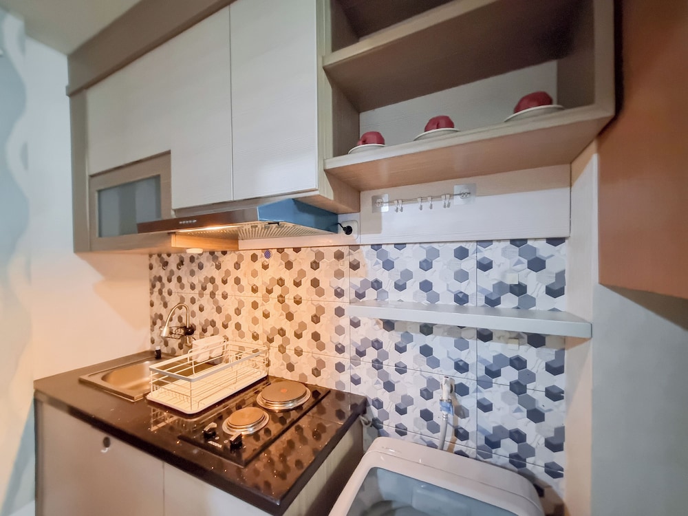Elegant And Spacious 2Br Loft Green Park Yogyakarta Apartment