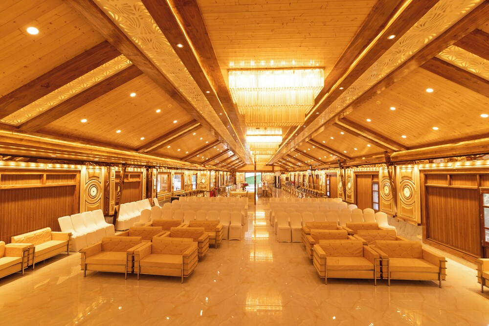 Elbrus Resort & Spa