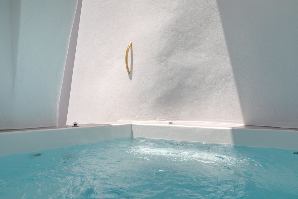 Namaste Suites by Oias Local Cavehouses