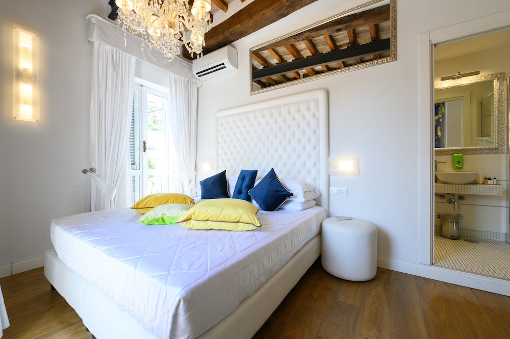 Domus Spagna Frattina Prestige Suite