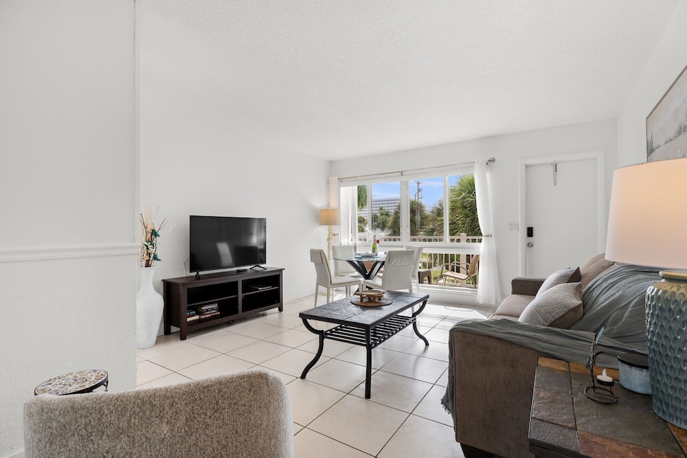 Pompano 3225