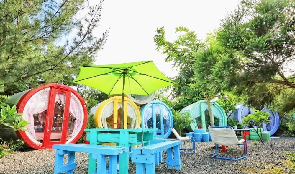 Pipe House Hostel