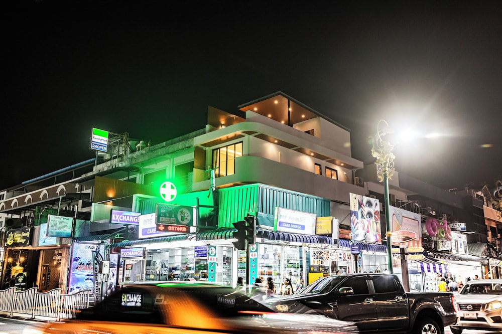 P Villas Beachfront Patong