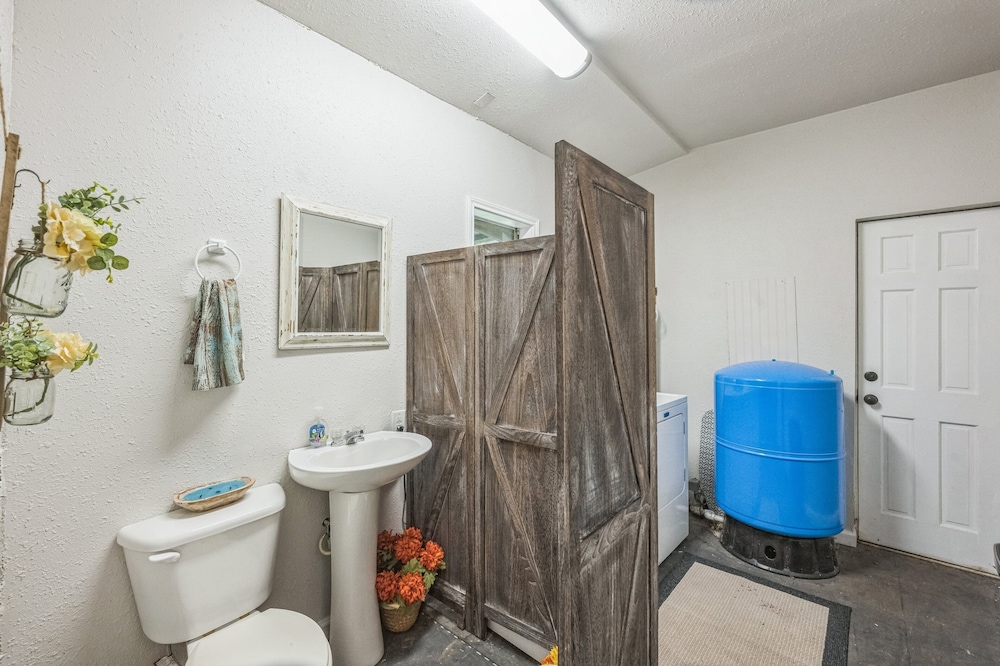 Hill Country Getaway Near San Marcos River 3 Bedroom Home