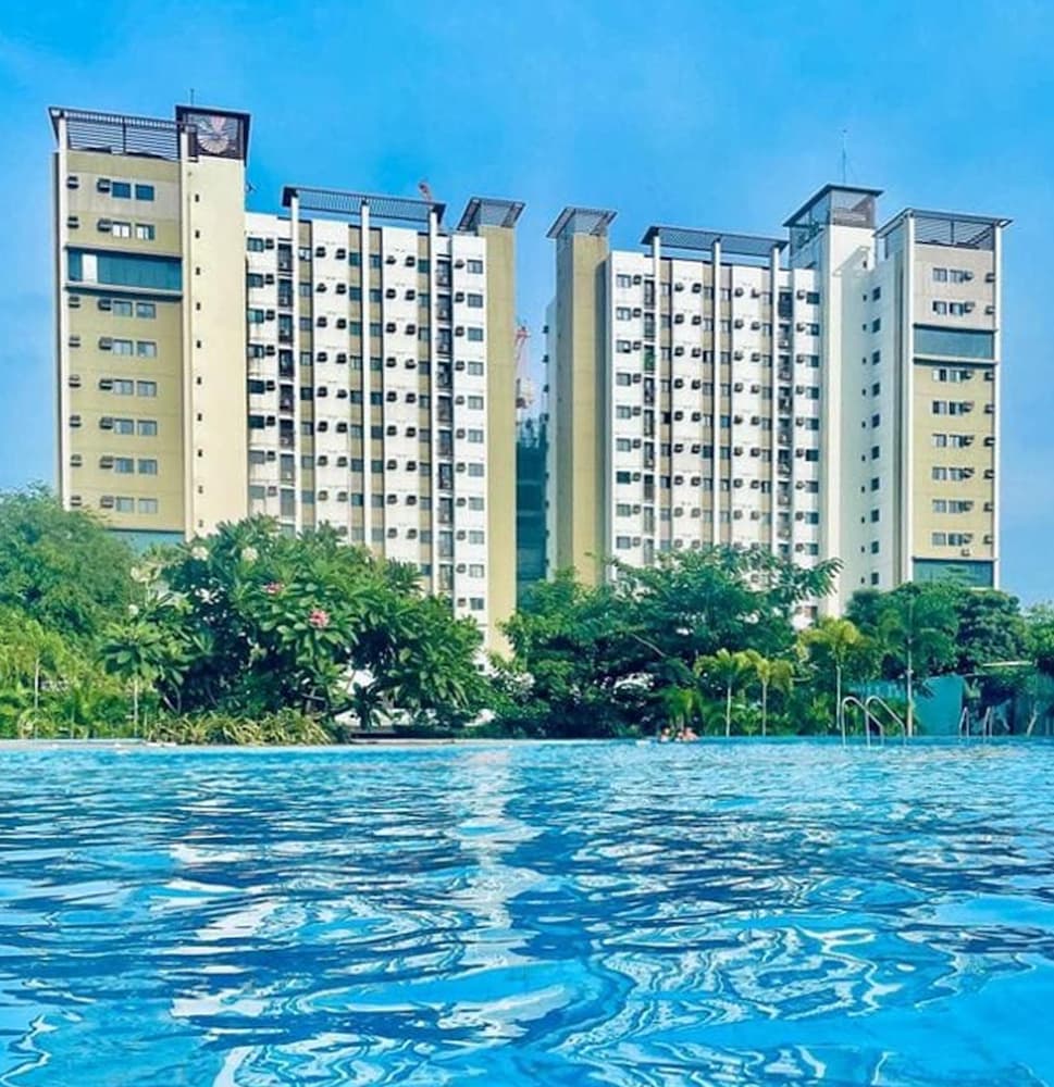 Cebu Vacations - Cozy Furnished Condo near I.T. Park - Property Image 3