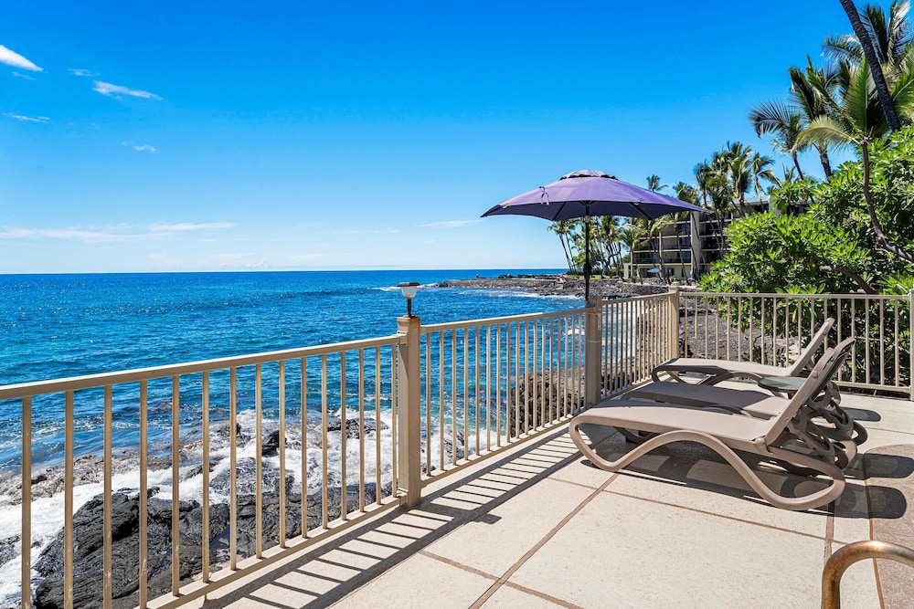 Premier Ocean Front Complex - No Stairs! - AC - Vrkcv