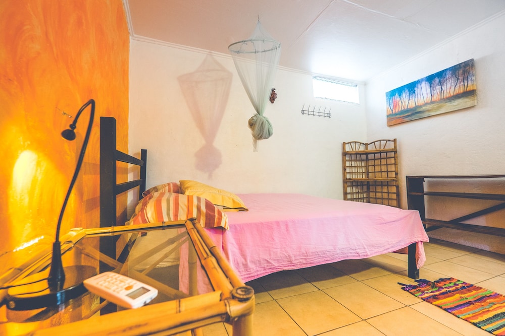 Pura Vida Hostel