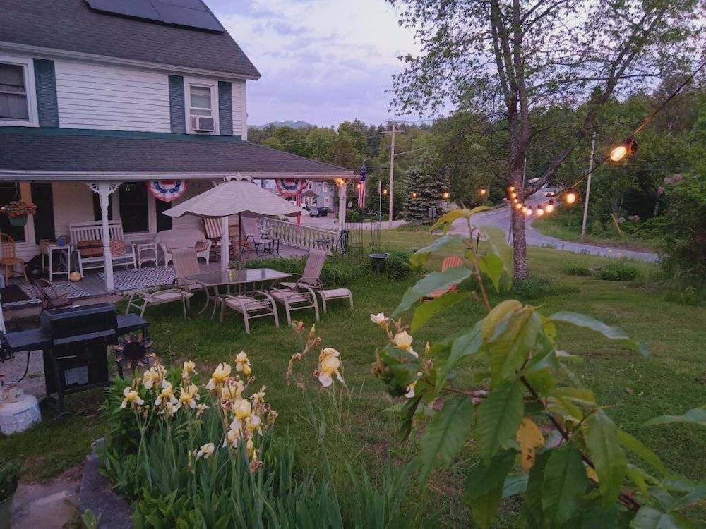 10 Mi To Gore Mountain: Home In Adirondack Park 5 Bedroom Home