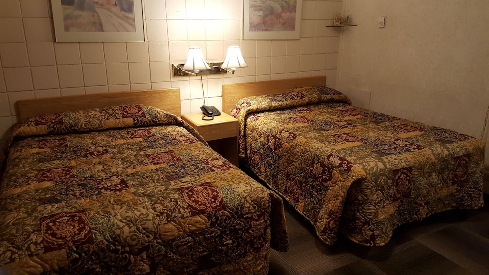 Safari Inn Motel