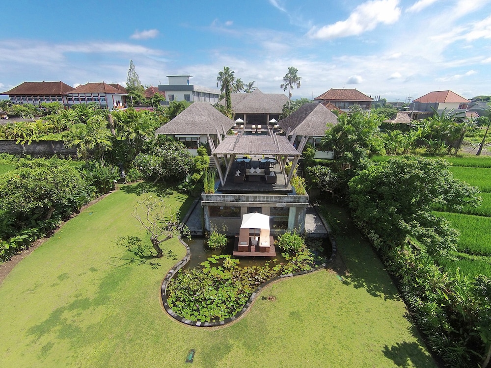 Mandalay Villas