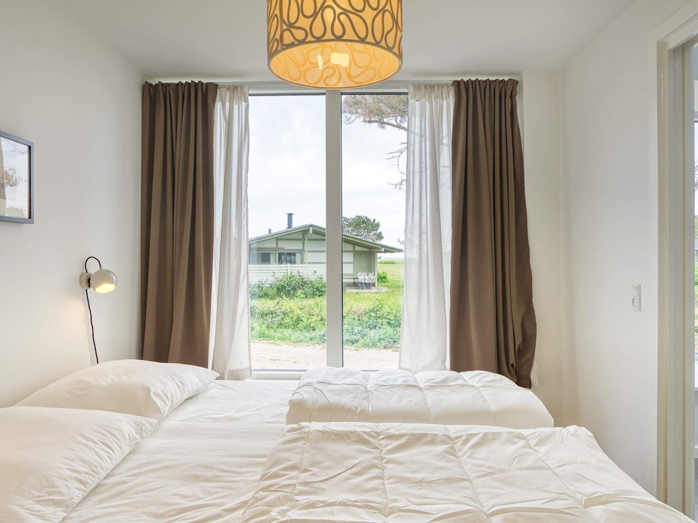 6 Person Holiday Home in Gilleleje view 3