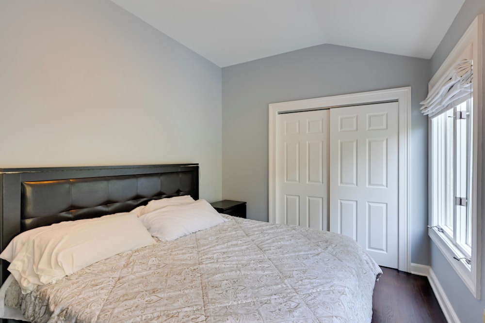 Gold Coast Getaway! Upscale Apt Near New Canaan