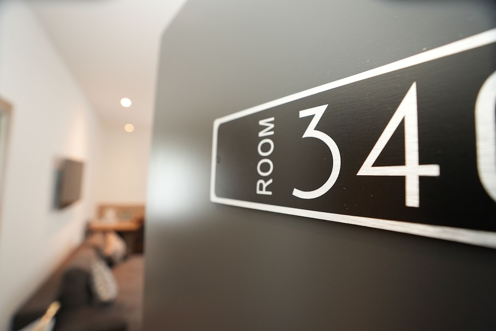 Frankfurt Vacations - Hotel Attache - Property Image 38