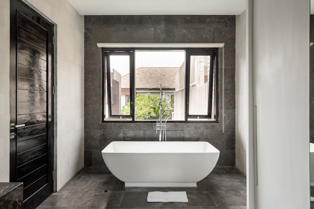Ombak B3 Villa by Betterplace
