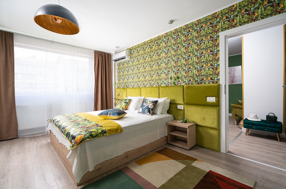 Amazon Apartment - Cismigiu Gardens view 2