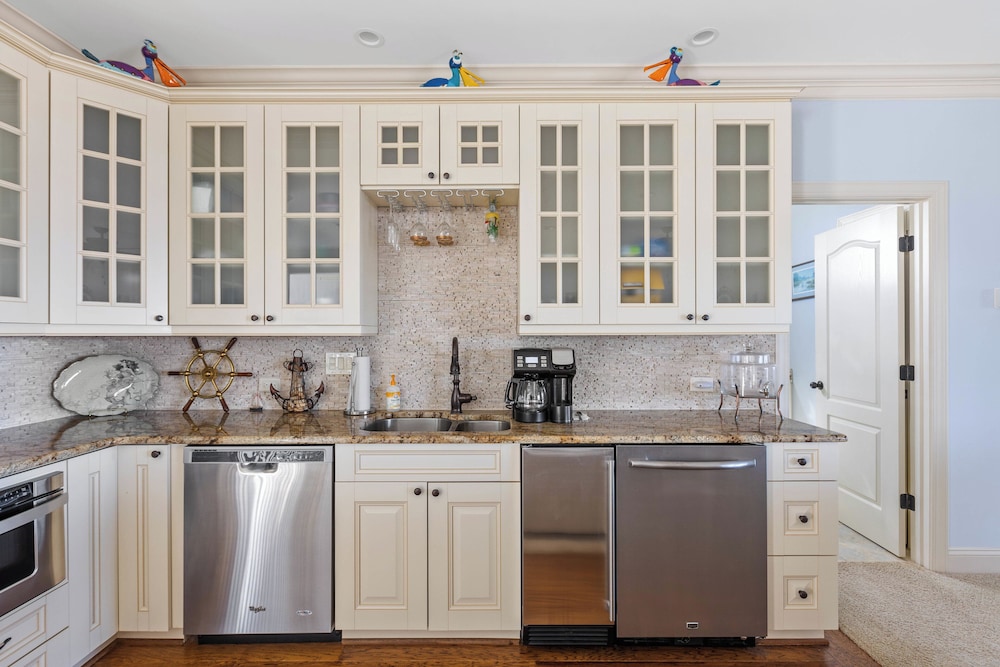Permuda Private Island by Topsail Realty