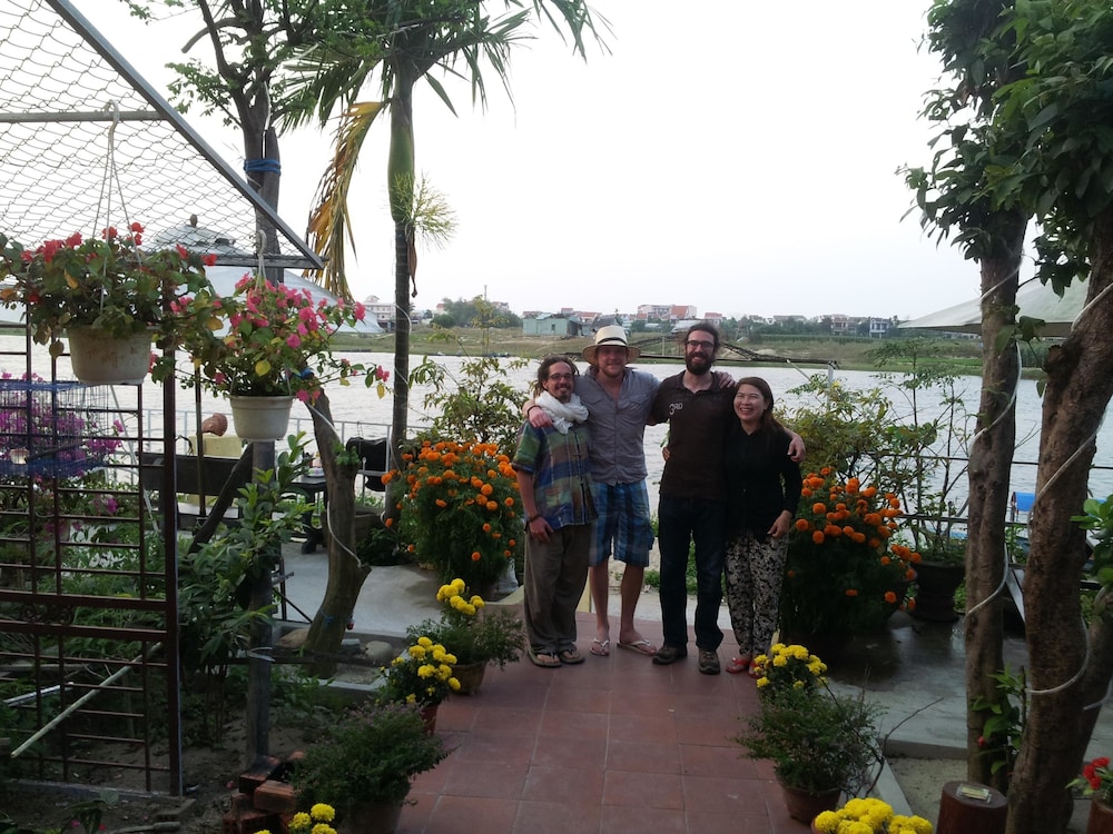 Homeland River Homestay