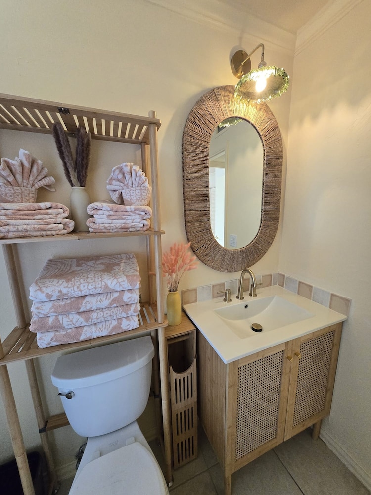 Brand New Coral Reef Suite Located in Paradise Island Estate