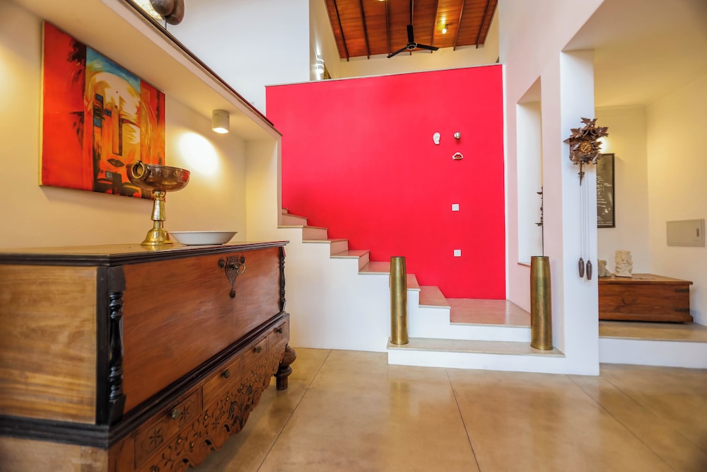 Margossa Residence Kandy