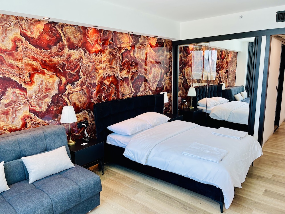 Carmel Holiday Apartments
