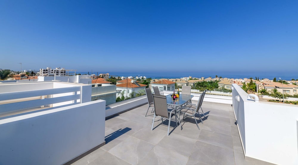 Mylos Lifestyle Seaview Villa 15