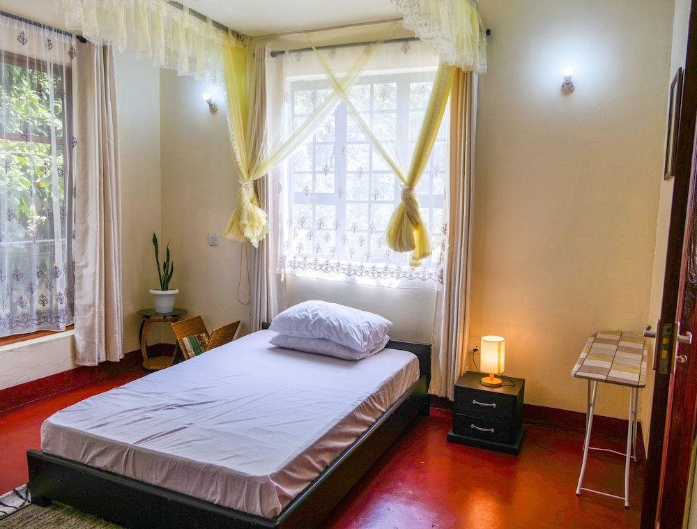 LIGHTNESS APARTMENTS TWO BEDROOMS AND 2 BATHROOMS