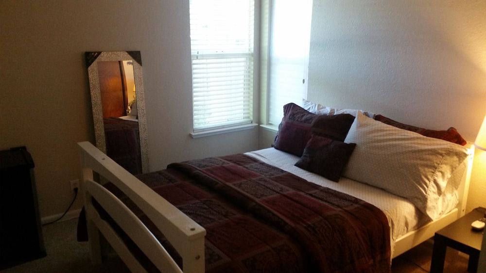 Bed and Breakfast - Property Image 15